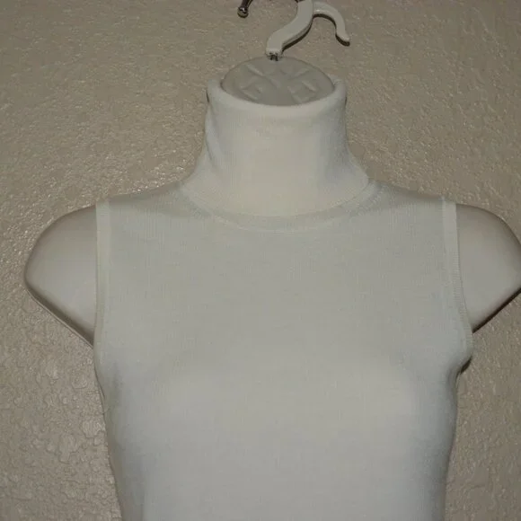 NWOT $225 Sz S Allude Ivory Soft Wool Ribbed Sleeveless Turtleneck Top - Picture 2 of 6